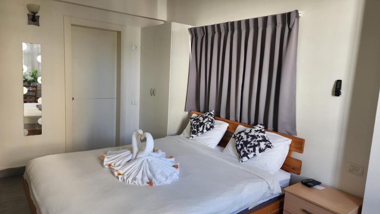David Hameleh House Aparthotel Netanya Exteriör bild