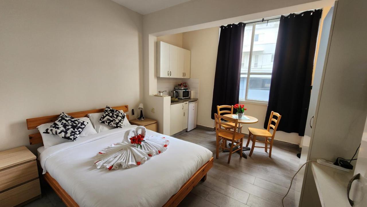 David Hameleh House Aparthotel Netanya Exteriör bild