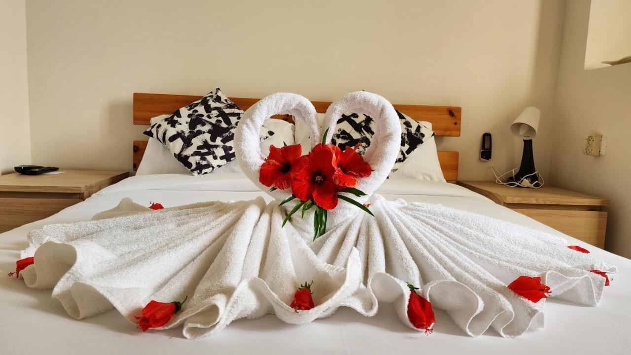 David Hameleh House Aparthotel Netanya Rum bild