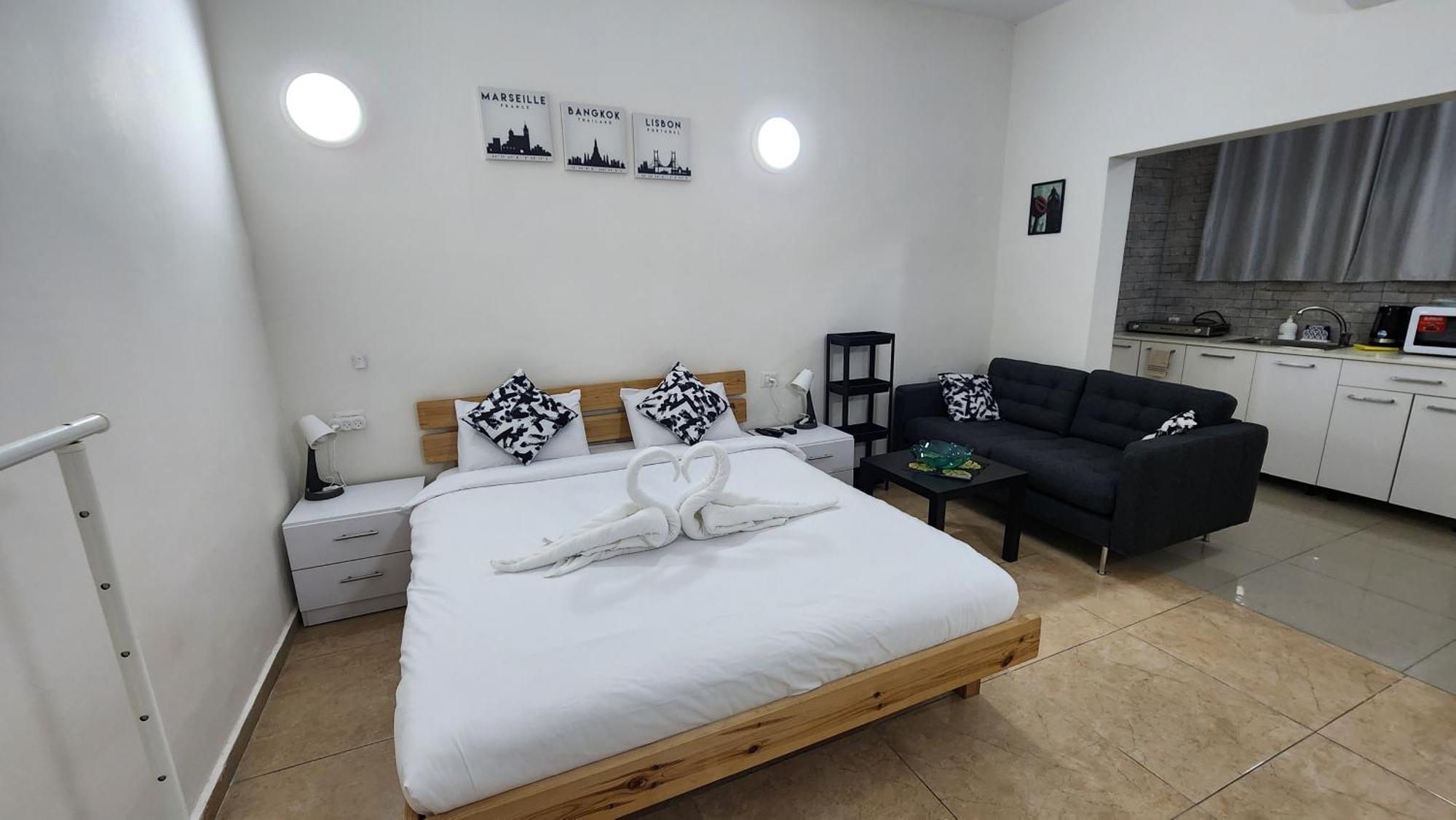 David Hameleh House Aparthotel Netanya Rum bild