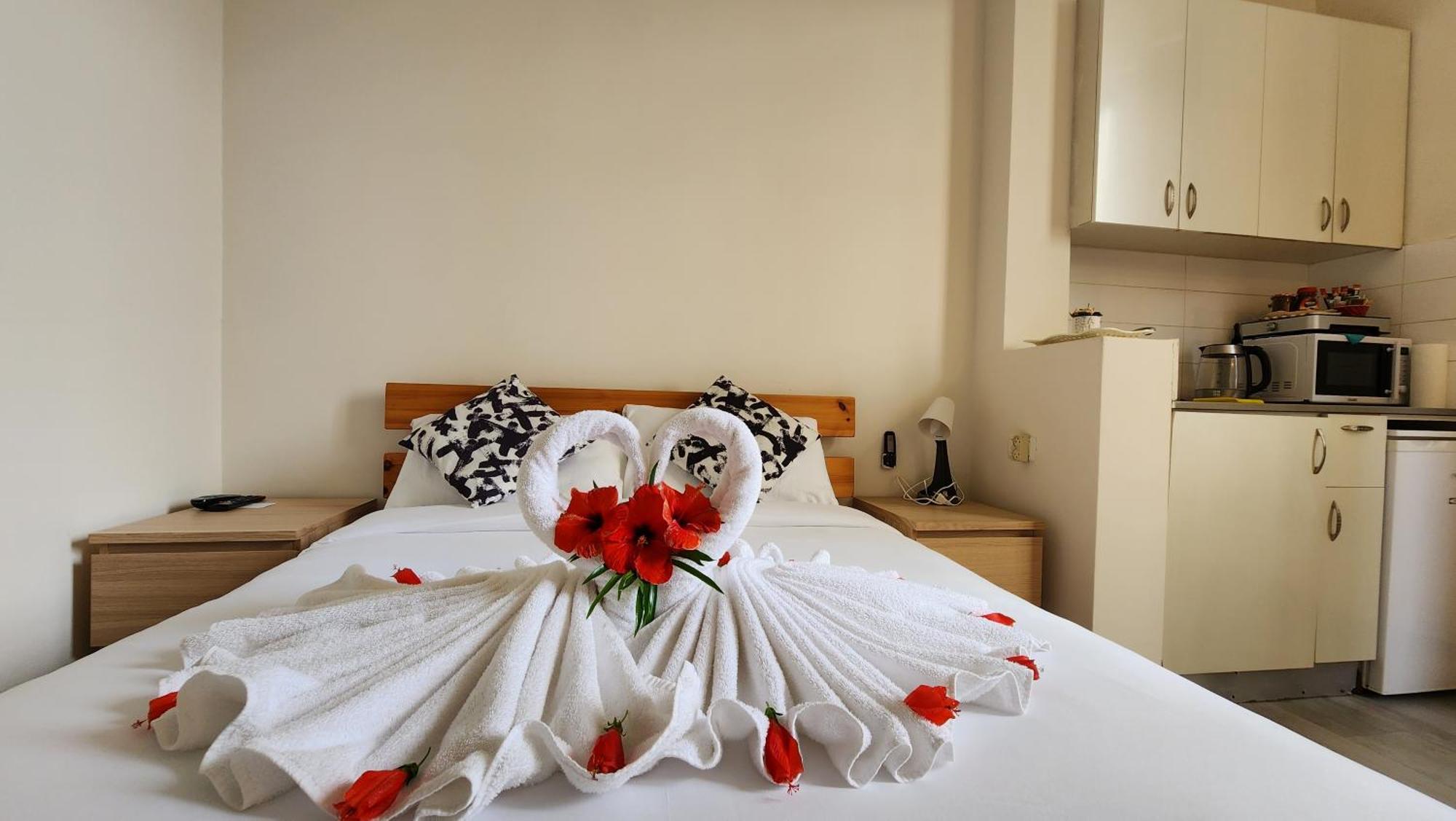 David Hameleh House Aparthotel Netanya Rum bild
