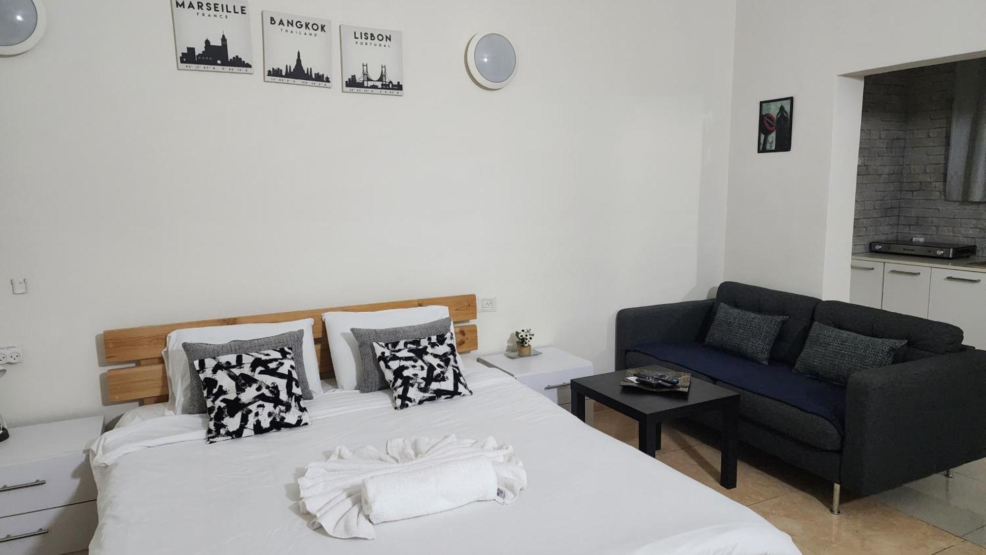 David Hameleh House Aparthotel Netanya Exteriör bild