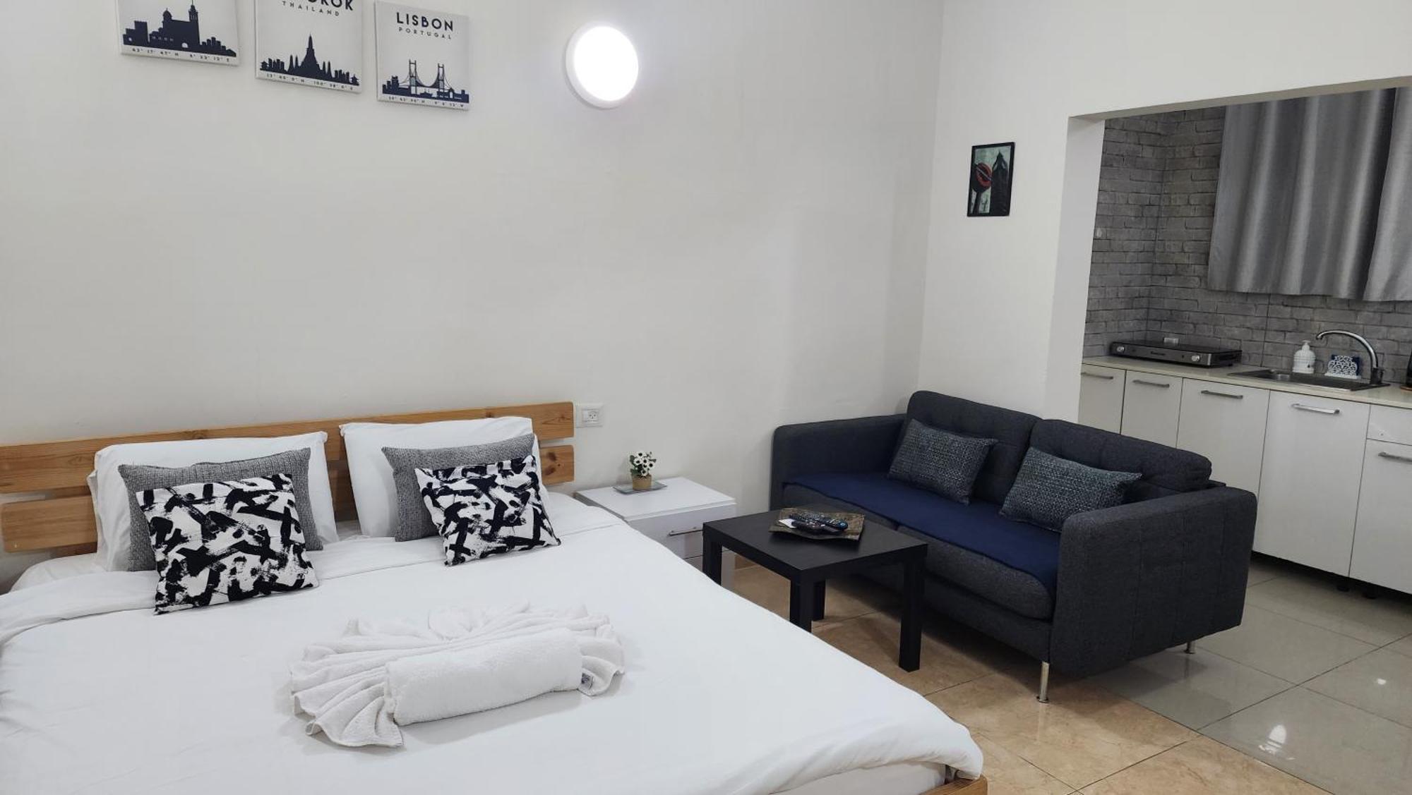 David Hameleh House Aparthotel Netanya Exteriör bild