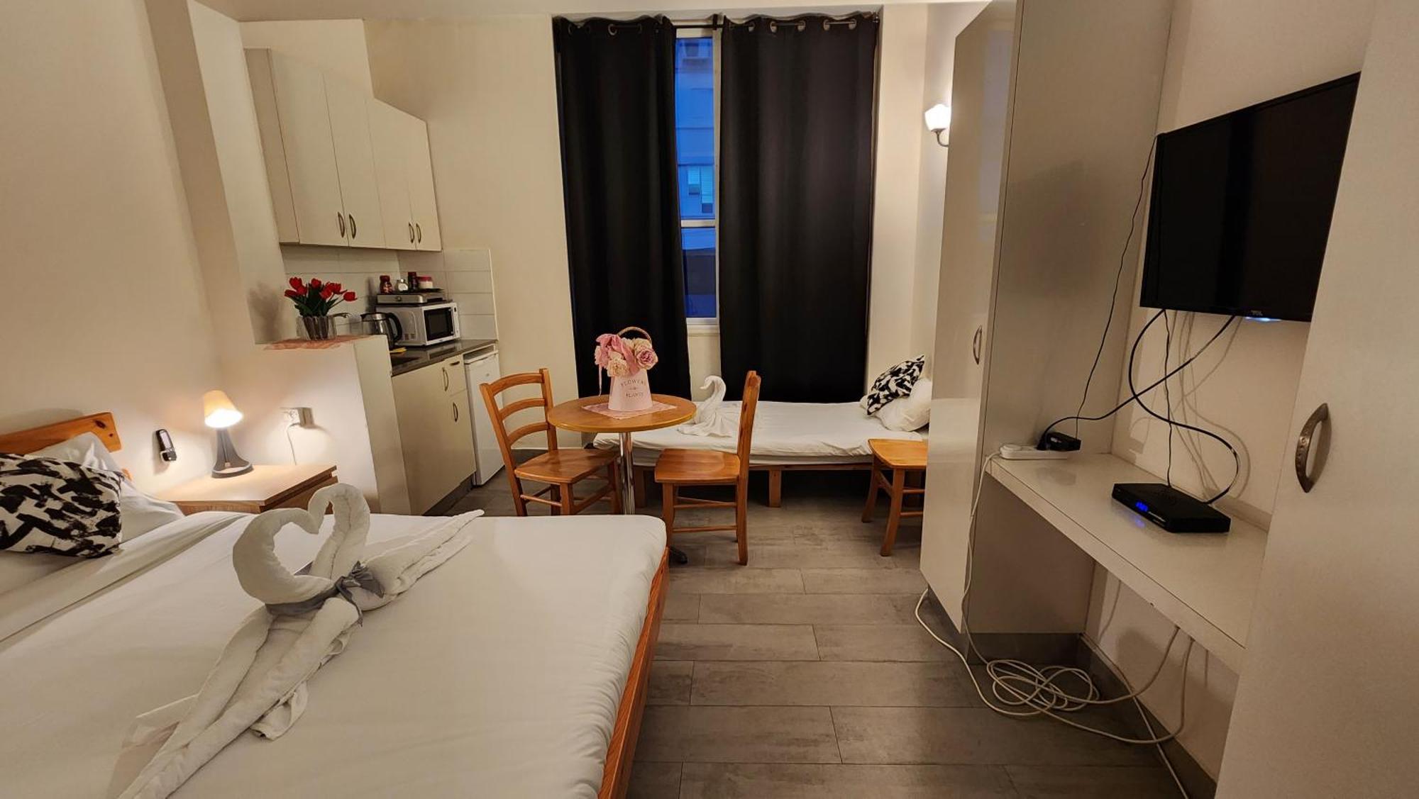 David Hameleh House Aparthotel Netanya Exteriör bild
