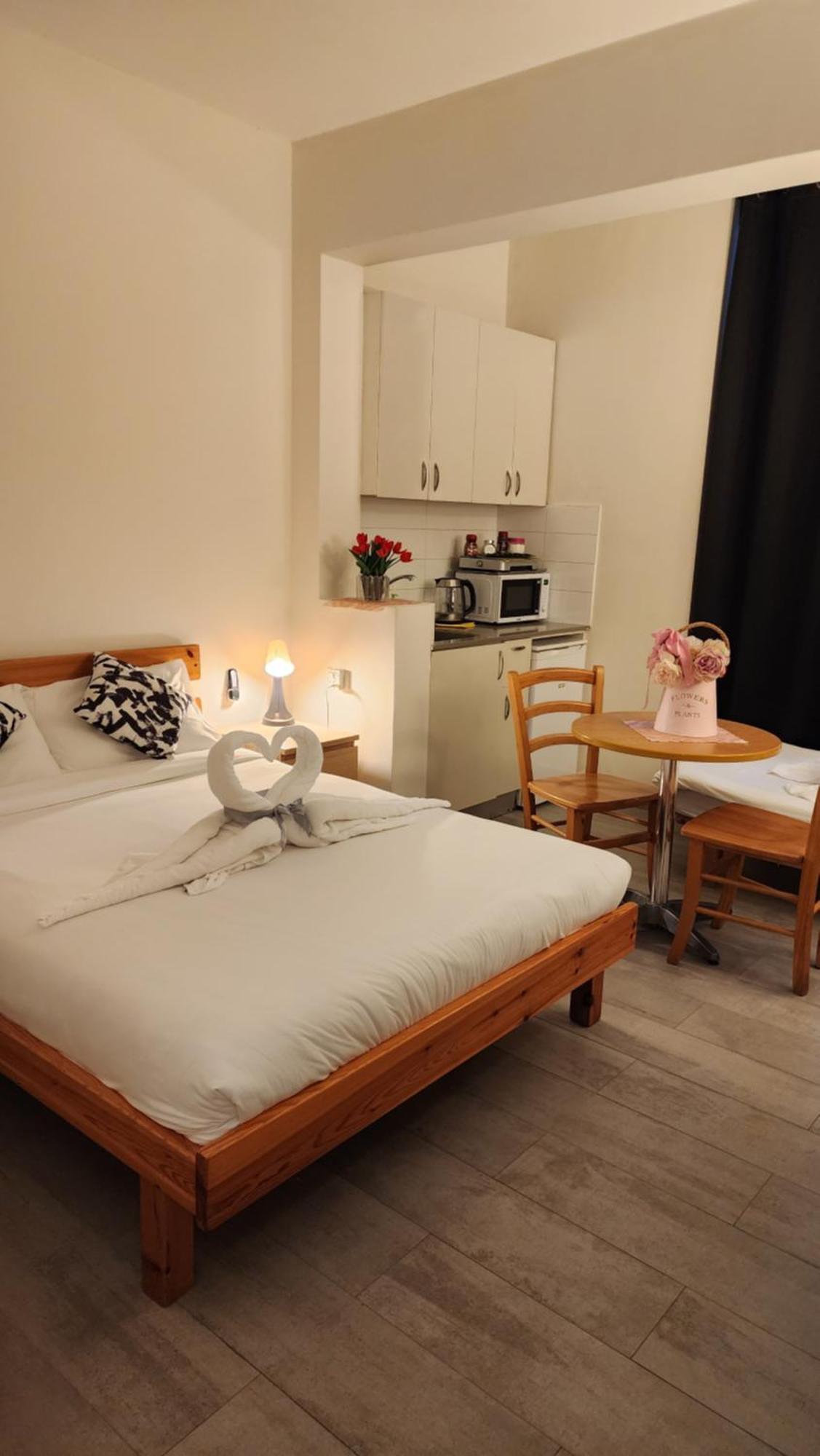 David Hameleh House Aparthotel Netanya Rum bild